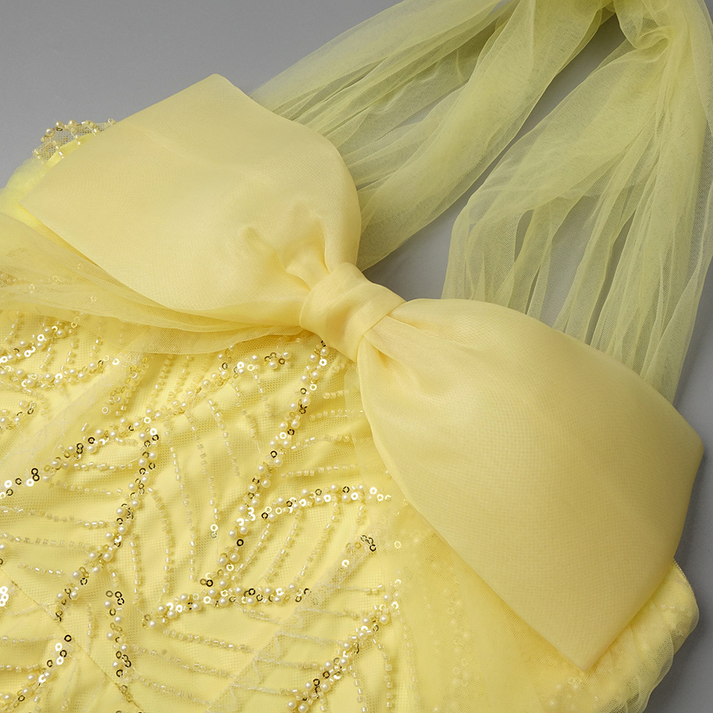 Vintage Fashion Exhibition - Abito da ballo vintage giallo in