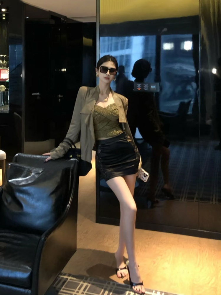 Top corto in pizzo con ricami  - Vintage Fashion Years recensione e prezzo