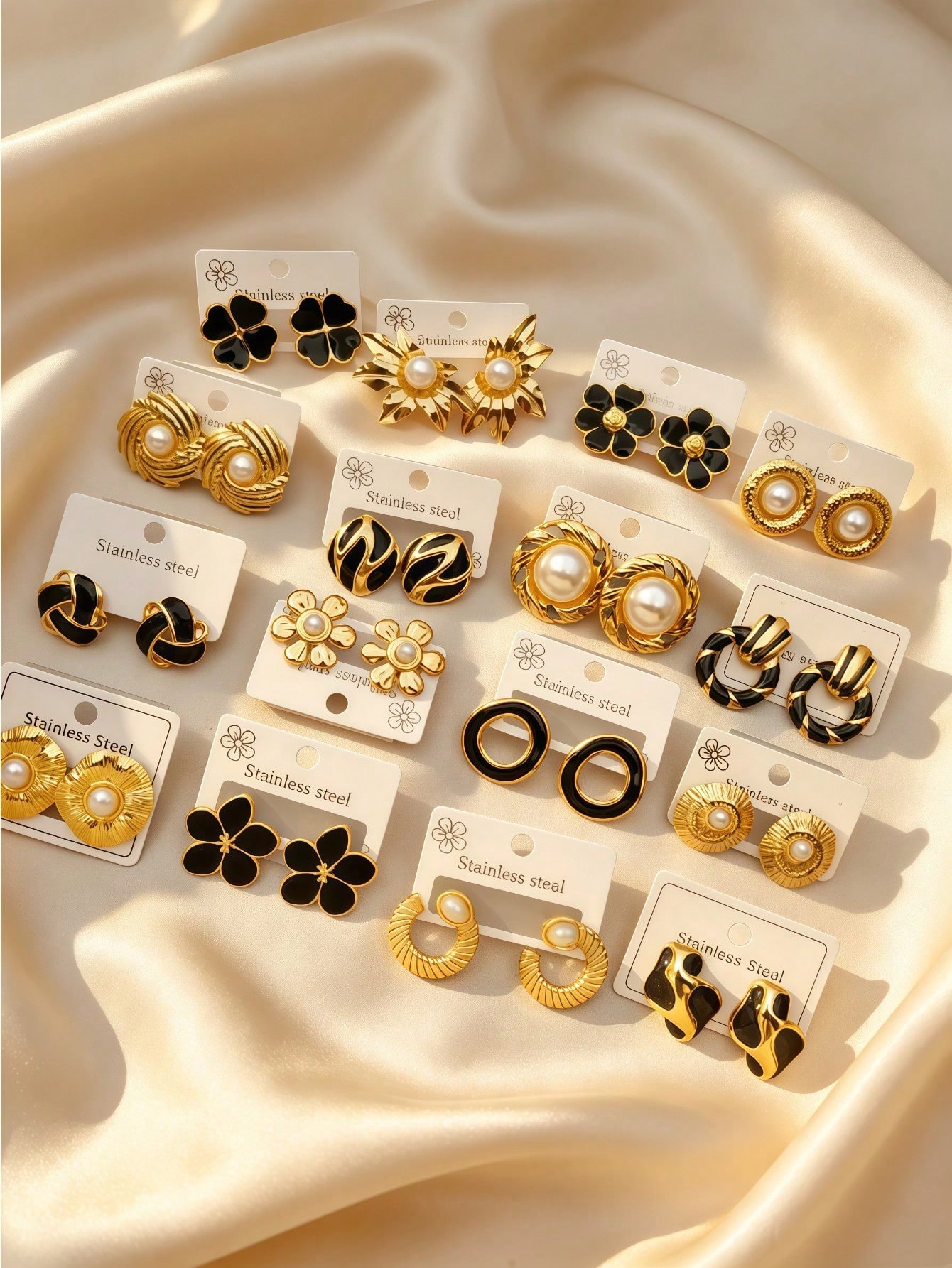 Orecchini a Perno in Acciaio I - Vintage Fashion Theme recensione e prezzo