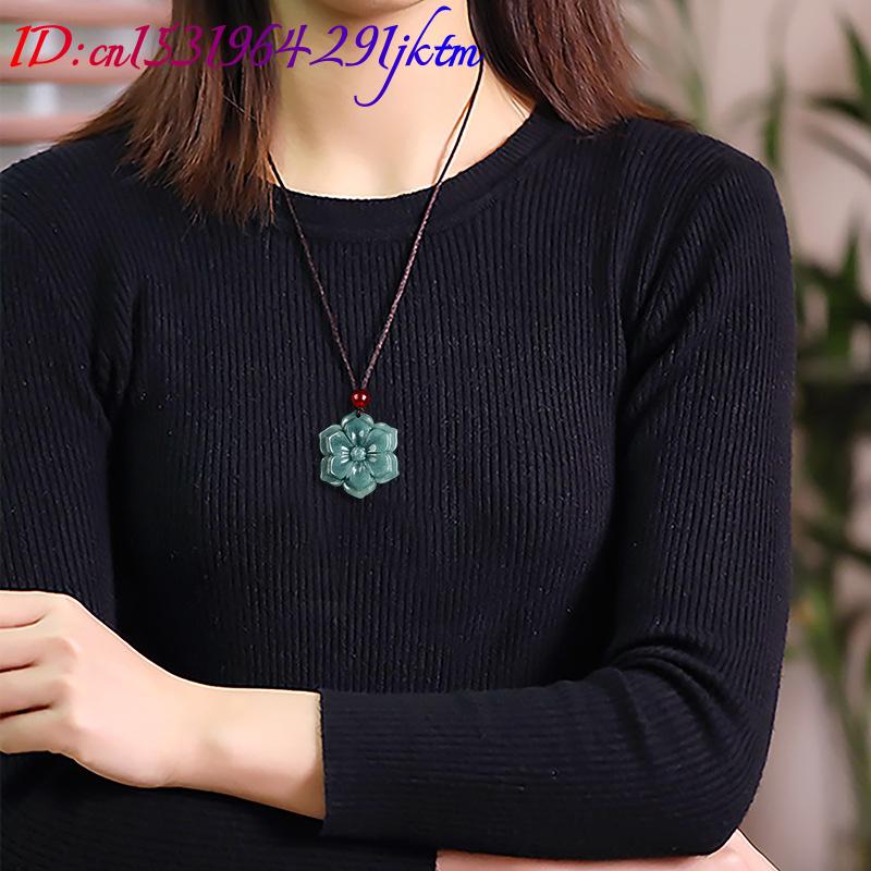 Collana con Pendente a Fiore i - Vintage Fashion Luxury recensione e prezzo