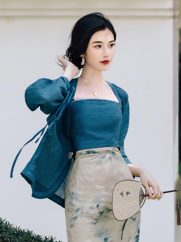 Completo Tre Pezzi Donna Tagli - Vintage Fashion Years recensione e prezzo