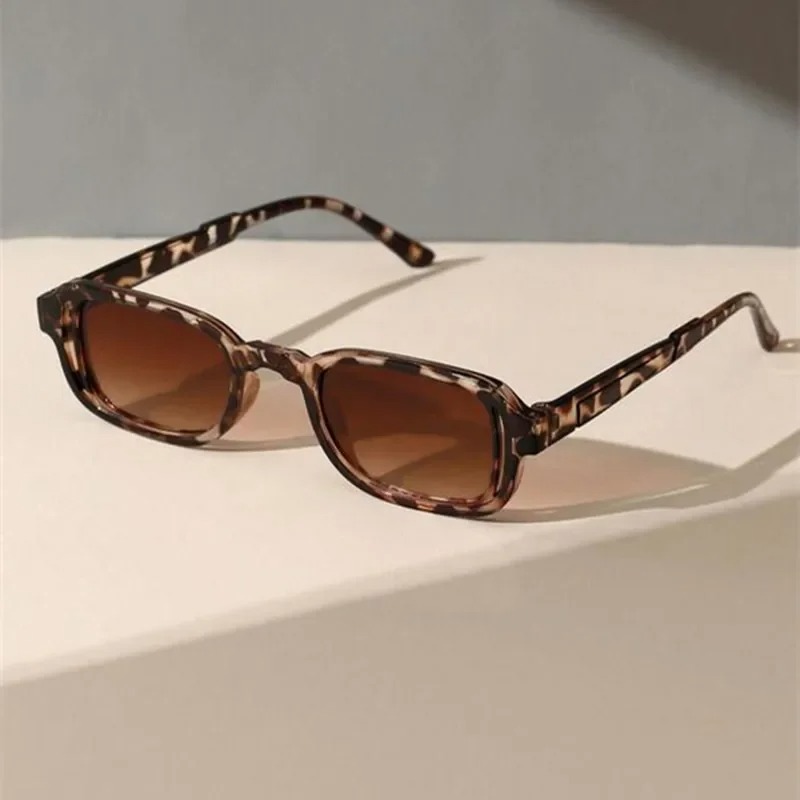Occhiali da Sole Rettangolari  - Vintage Fashion Luxury recensione e prezzo